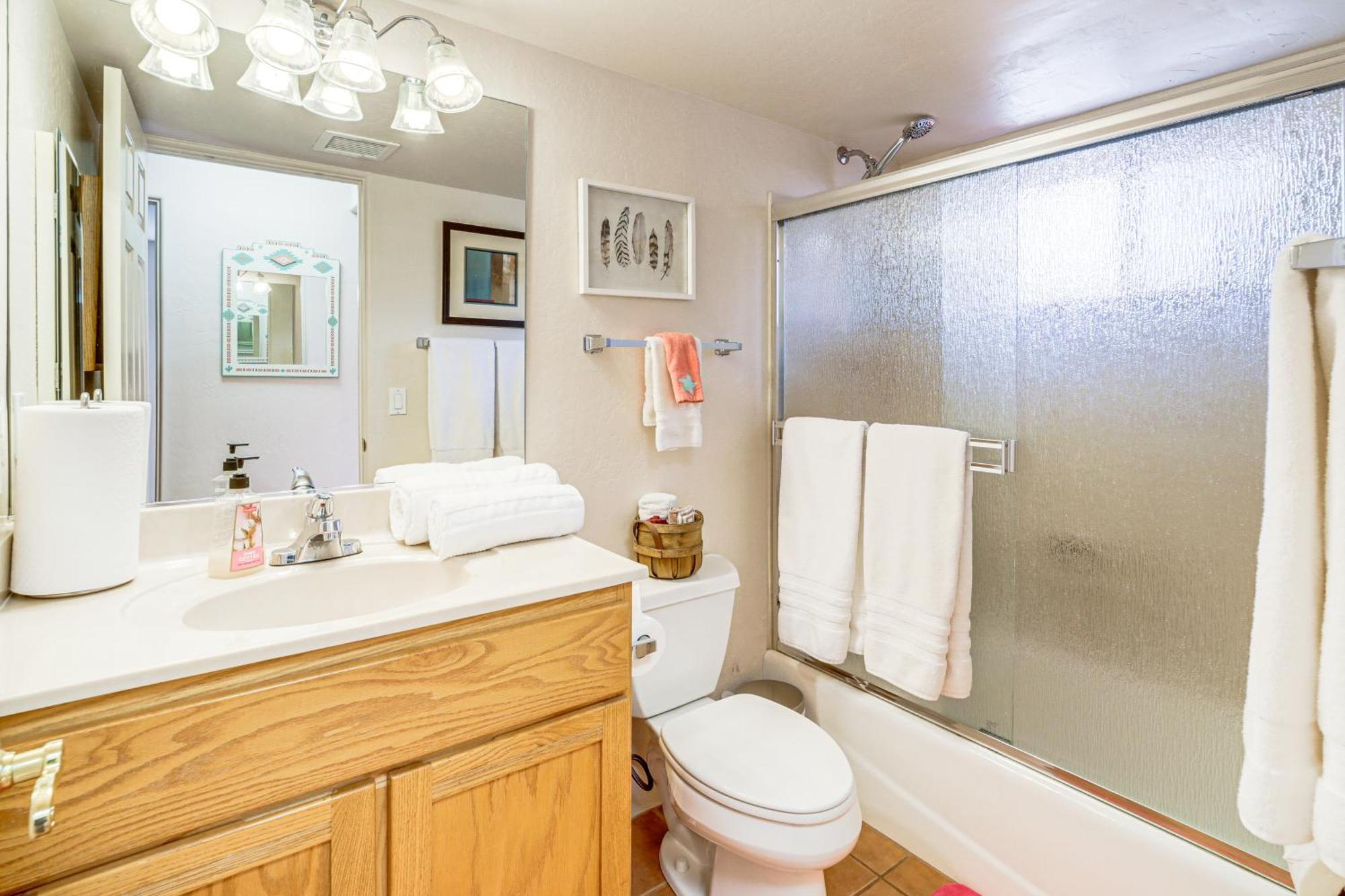 Appartamento Pet-friendly Getaway - 10 Mi To Downtown